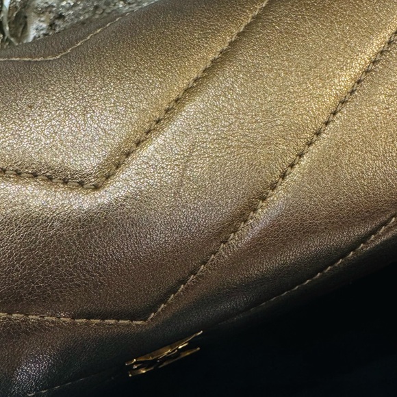 Saint Laurent Gold mini lou lou bag - Picture 10 of 14